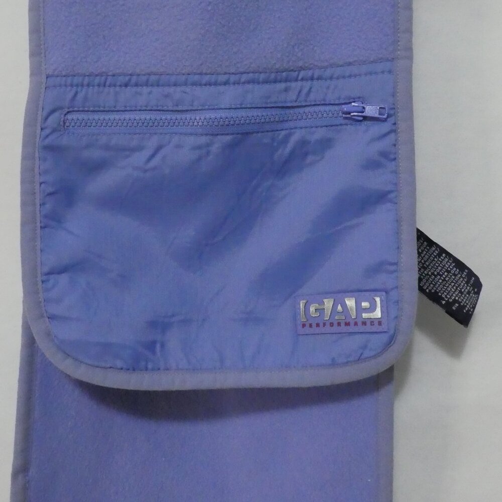 Y2K - GAP - Performance | Light Blue Fleece Scarf | Pristine Condition
